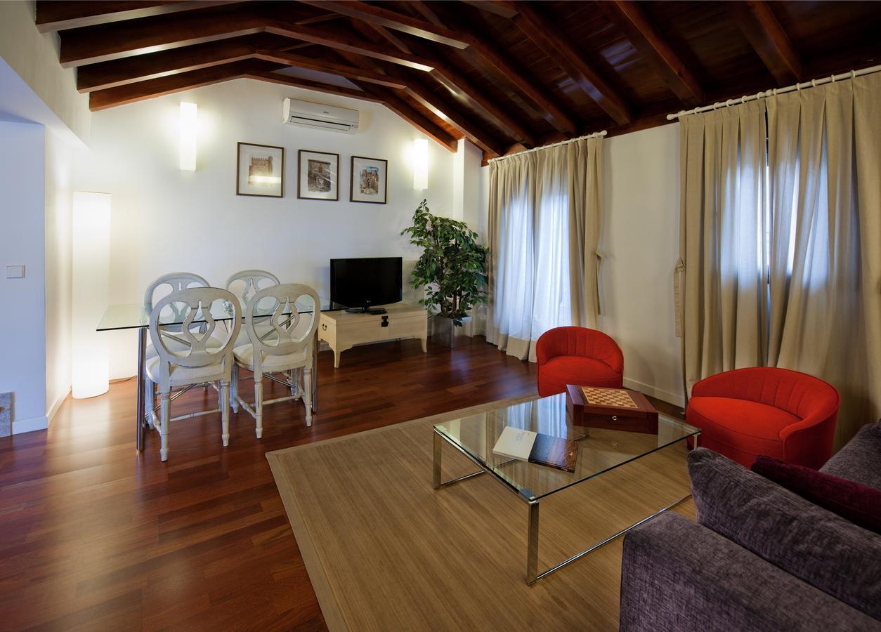Apartamentos Abad Толедо Стая снимка